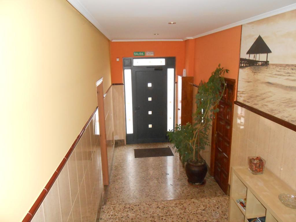 Hostal Restaurante El Abuelo Trobajo Del Camino Extérieur photo