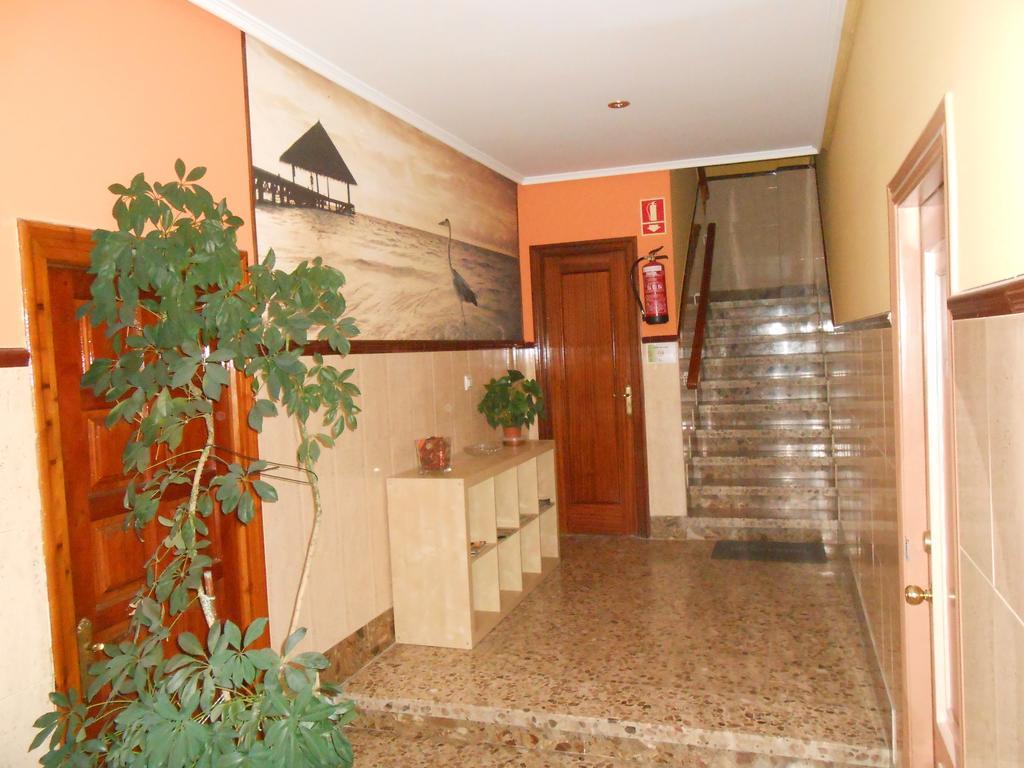 Hostal Restaurante El Abuelo Trobajo Del Camino Extérieur photo