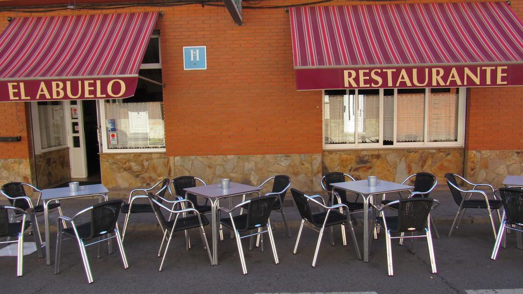 Hostal Restaurante El Abuelo Trobajo Del Camino Extérieur photo