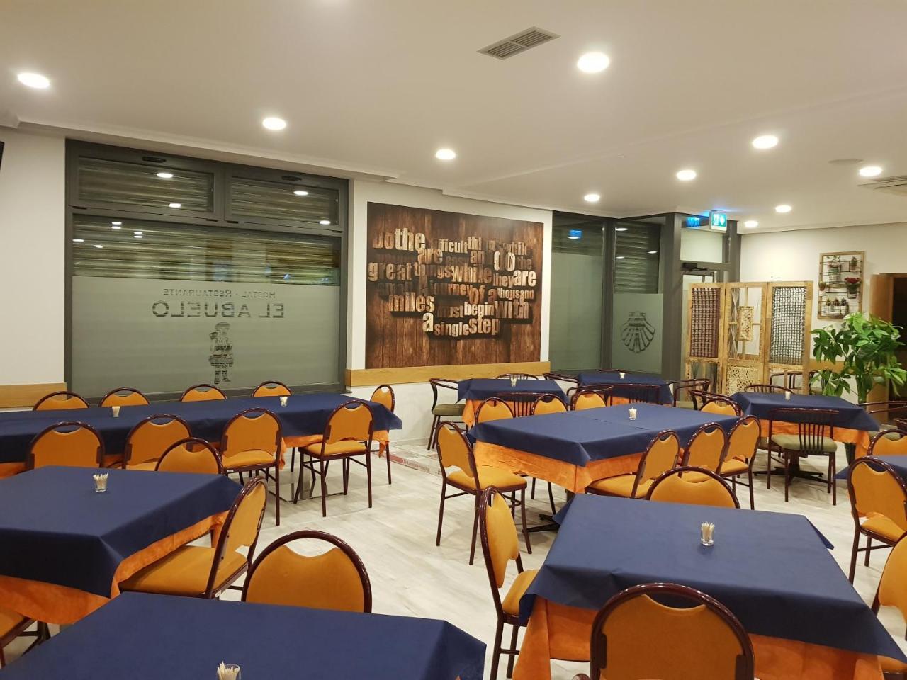 Hostal Restaurante El Abuelo Trobajo Del Camino Extérieur photo