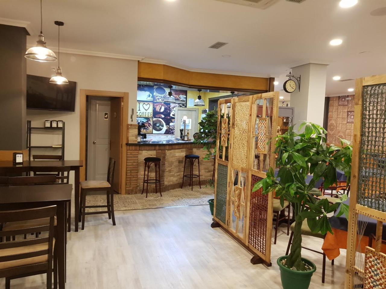 Hostal Restaurante El Abuelo Trobajo Del Camino Extérieur photo
